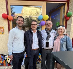 Lionel MOULUCOU, Délégué régional Mudetaf, Antoine BAIRRAS, Président des buralistes de Gironde, et Thierry NATIVEL-FONTAINE et Véronique BATTUT, gérants du tabac Le Welcome