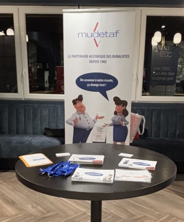 Stand Mudetaf /EDC lors de l'AG de l'Oise 2025
