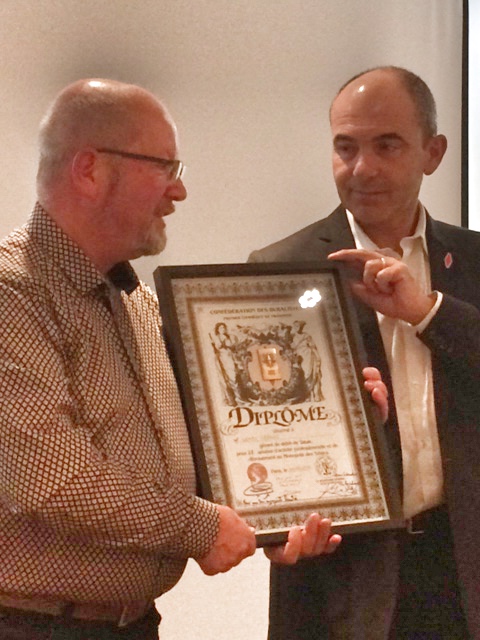 Mr GENTY et Mr COY, remise du diplôme - AG buralistes de la Nièvre 2019