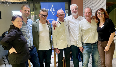 Françoise OLLIVIER, Maître restaurateur, Lionel MOULUCOU, délégué régional Mudetaf, Pierre ESTIVAL, responsable de région Sud-Ouest, Laurent POUMEYRAU, Maître restaurateur et propriétaire des Chais d'Haussmann, Stéphan PEY, Maître restaurateur, Jérôme CAILLÉ, directeur général de l'AFMR, et Caroline JULIEN, responsable communication et marketing