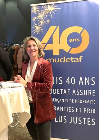 Emmanuelle CHAVANEL, déléguée régionale de la Mudetaf, assureur mutualiste des buralistes, Françaises des Jeux, PMU et CHR/HCR, lors de l'AG des buralistes de Vienne 2025