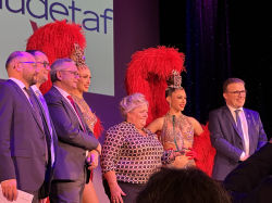 De gauche à droite : Rafik DJELBANI, Buraliste à Palaiseau, Jean-Baptiste PASCAUD, Directeur de Formation Buralistes, Alain LANNOU, Directeur général de la Mudetaf​​​​​​,  Nathalie PETIT, buraliste au Tabac du Centre et Philippe ALAUZE, Président de la Fédération Île-de-France, Oise et Seine-Maritime. 